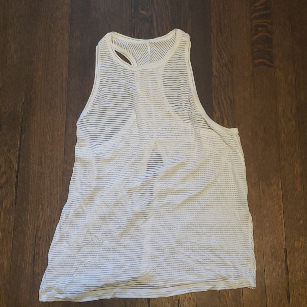 Lululemon tank top